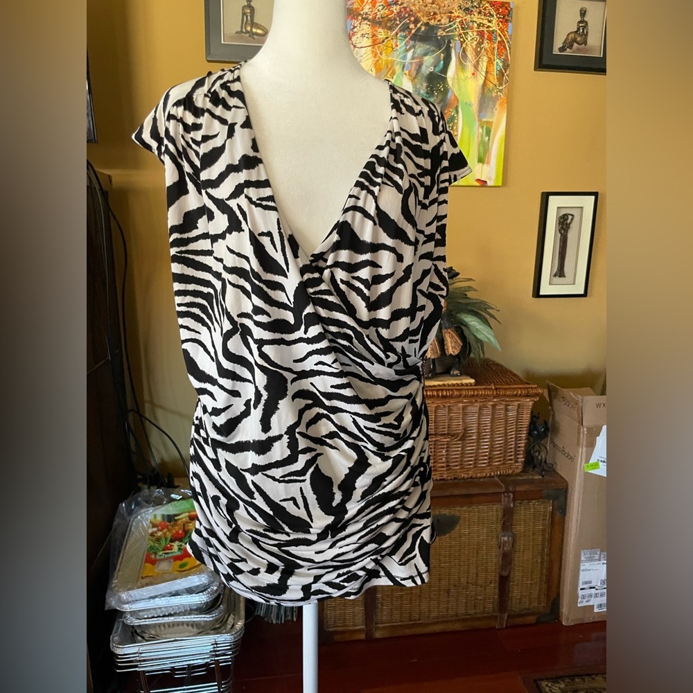 Ellen  Tracy Zebra Patterned Top Sz L